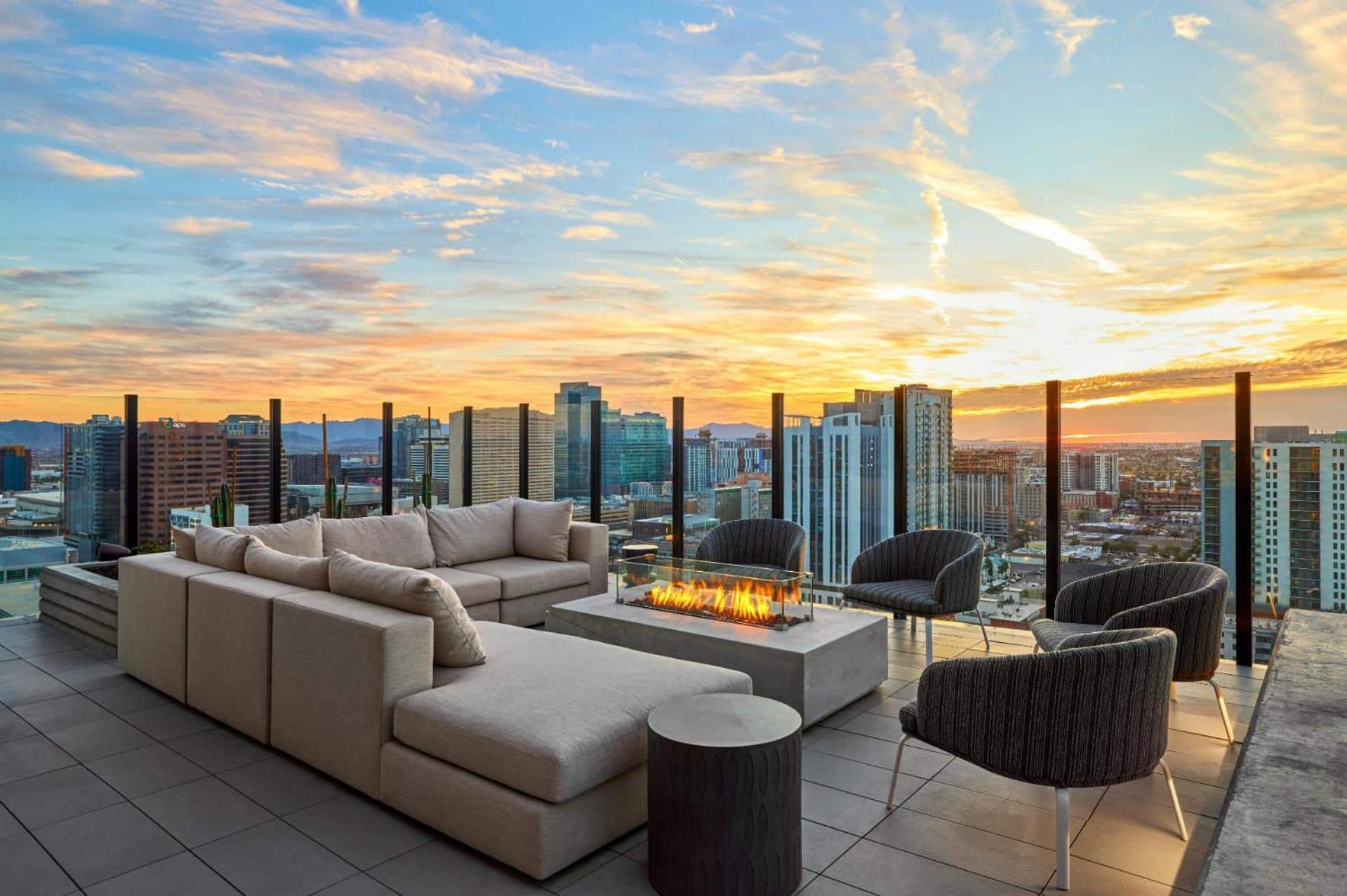 Global Luxury Suites At Downtown Phoenix Extérieur photo